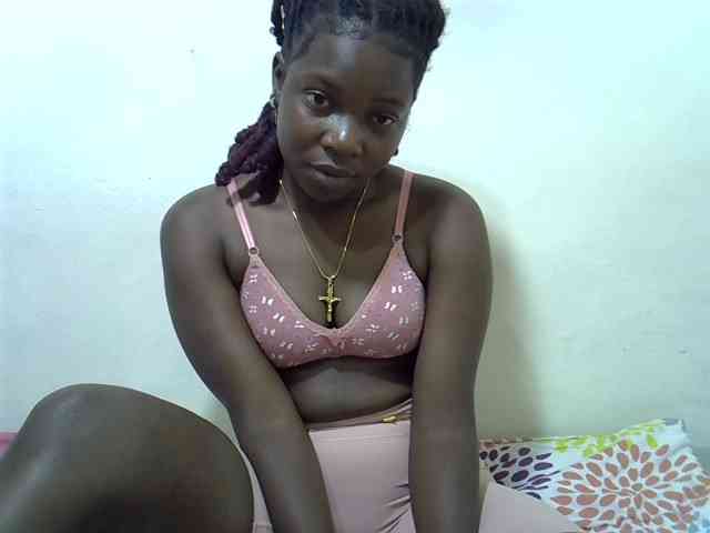 Prettylovie webcam
