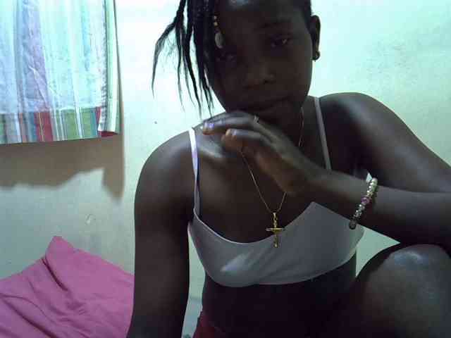 Prettylovie webcam