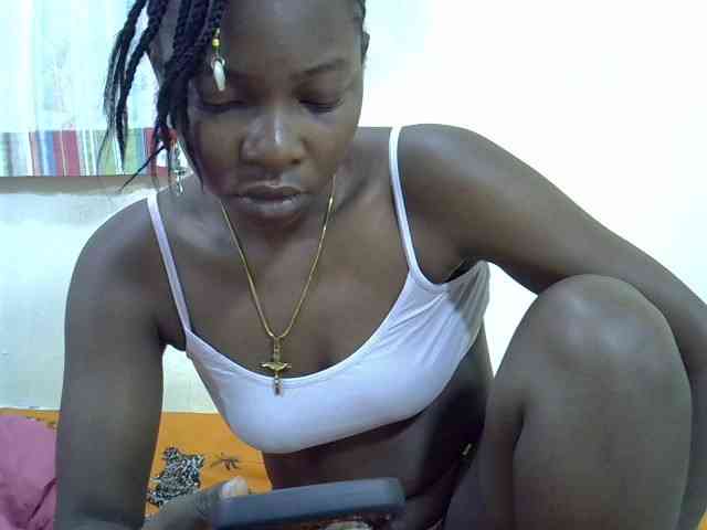 Prettylovie webcam