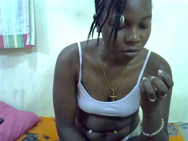 Prettylovie webcam
