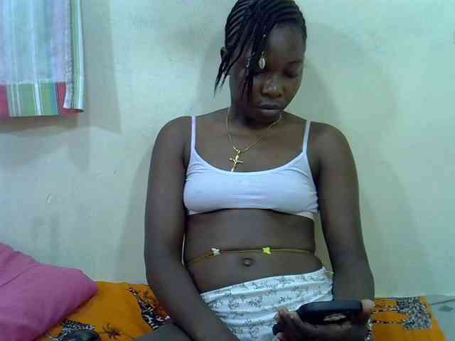 Prettylovie webcam