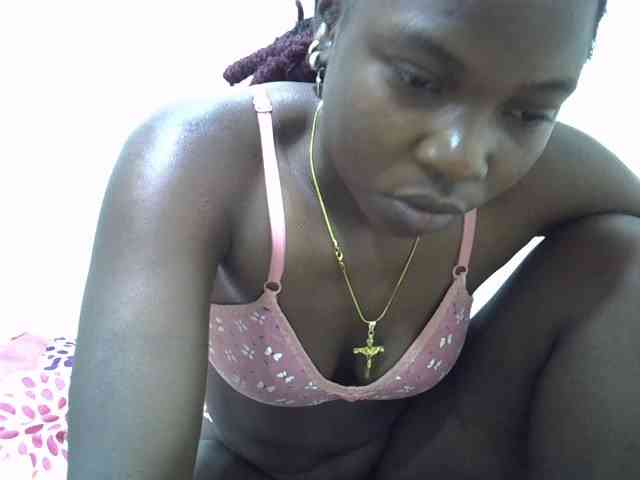 Prettylovie webcam
