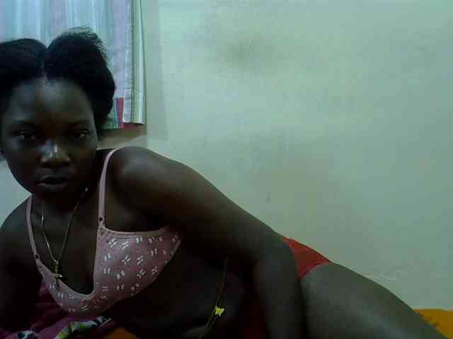 Prettylovie webcam