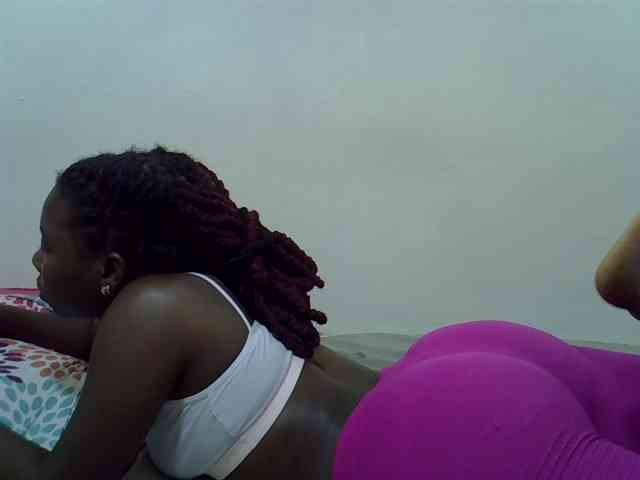 Prettylovie webcam