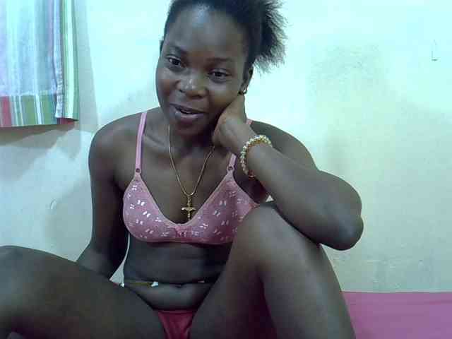 Prettylovie webcam