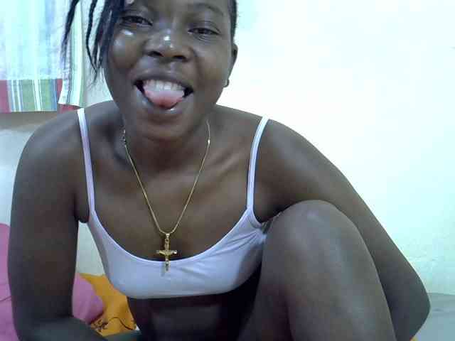 Prettylovie webcam