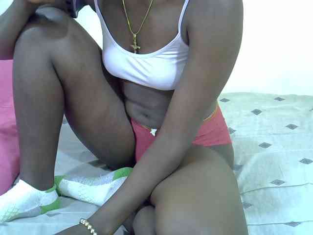 Prettylovie webcam