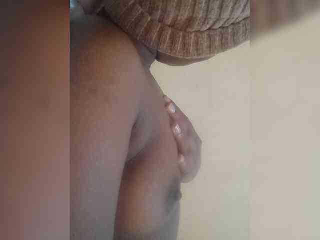 Brownkinky2 webcam