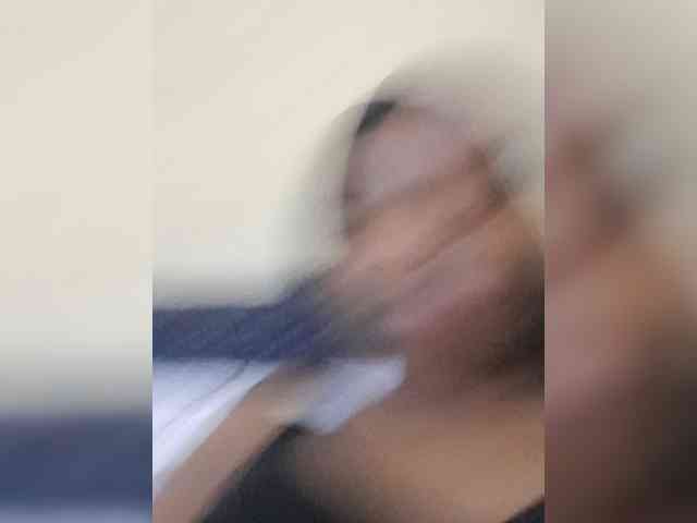Brownkinky2 webcam