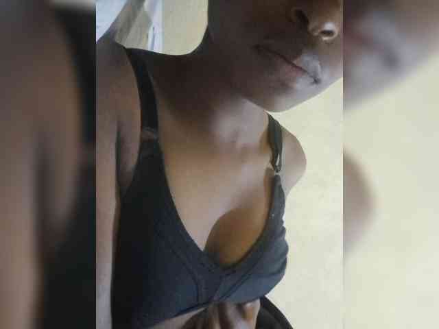 Brownkinky2 webcam