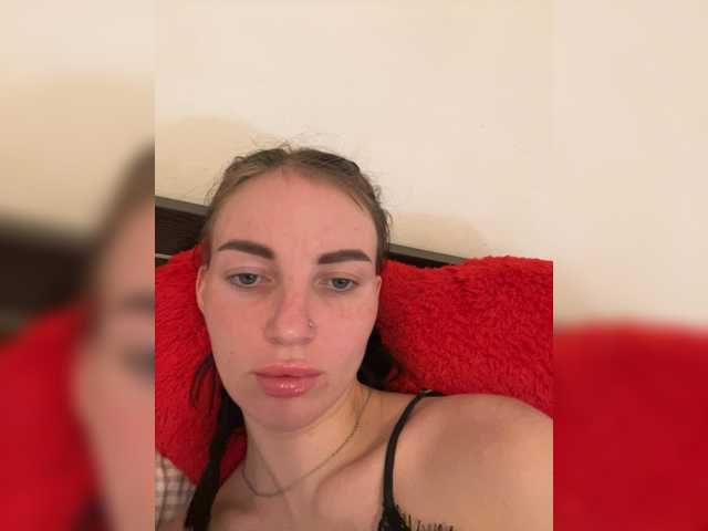 Manynya2 live cam on BongaCams