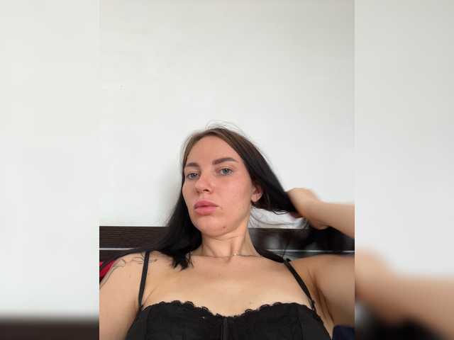 Manynya2 live webcam show