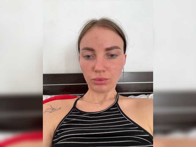 Manynya2 live cam on BongaCams
