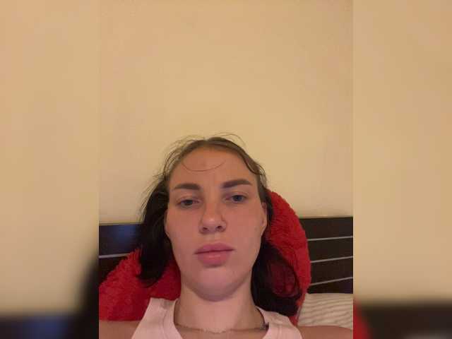 Manynya2 live cam on BongaCams
