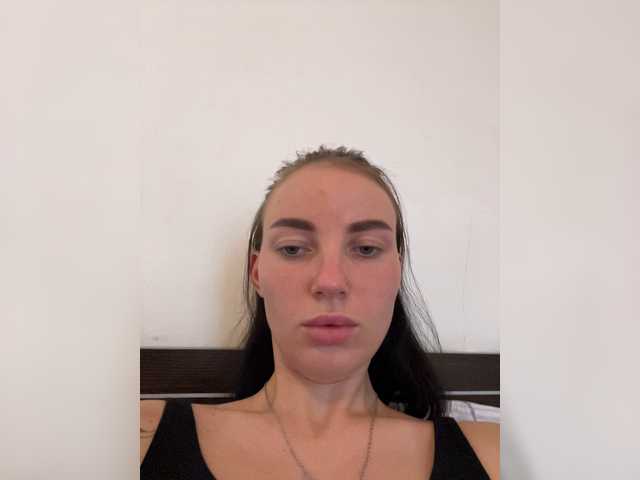 Manynya2 live cam on BongaCams
