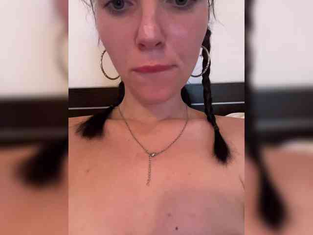 Manynya2 Sex Cam Show