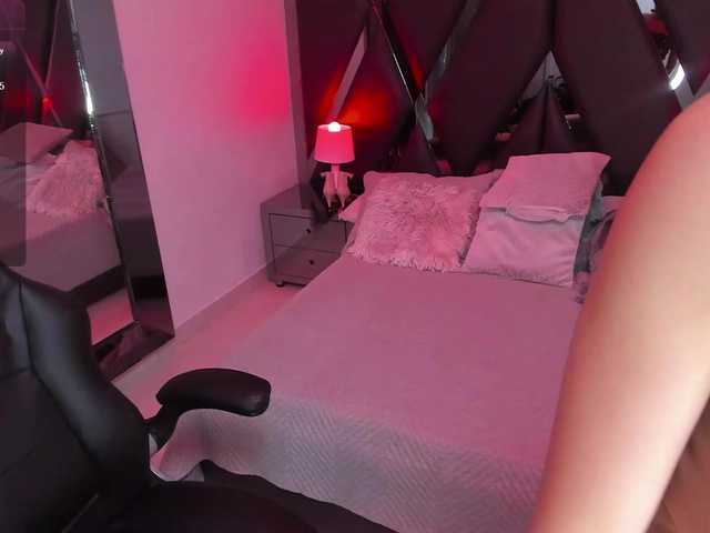 LilithVonDark live webcam show
