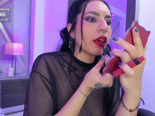 LilithVonDark webcam
