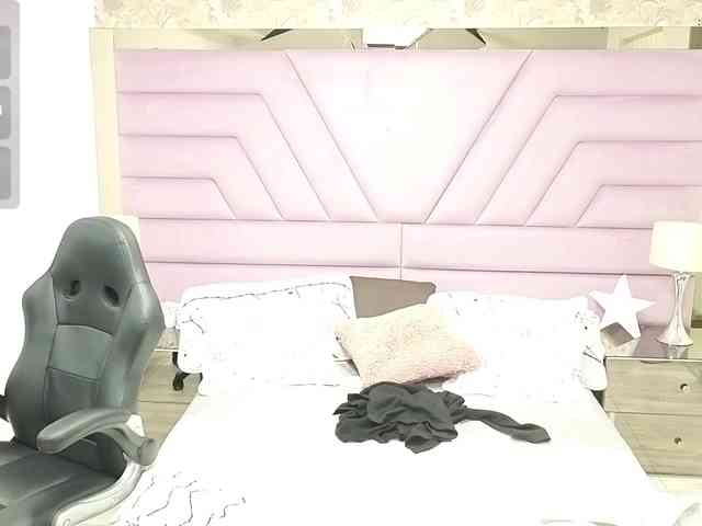 LilithVonDark webcam