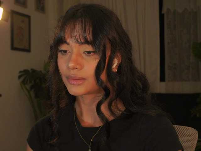 SeleneVaughan live cam on BongaCams