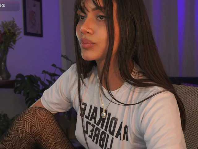 SeleneVaughan live cam on BongaCams