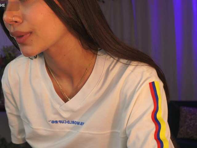 SeleneVaughan live cam on BongaCams