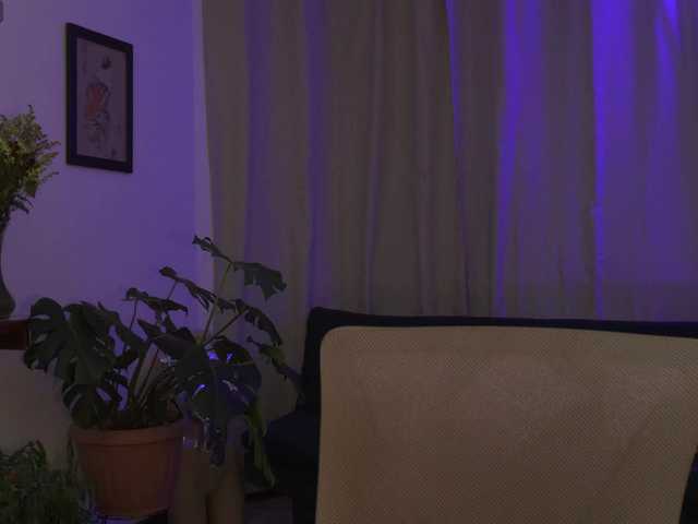 SeleneVaughan live cam on BongaCams