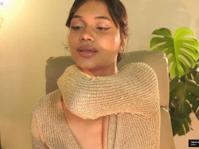 SeleneVaughan live cam on BongaCams