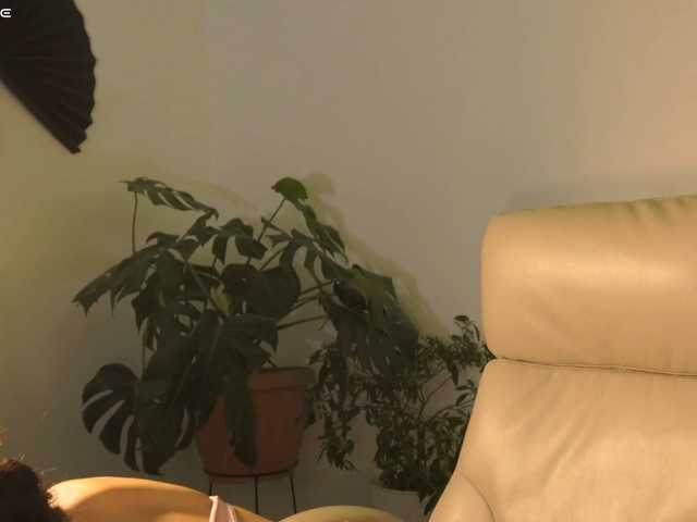 SeleneVaughan live cam on BongaCams