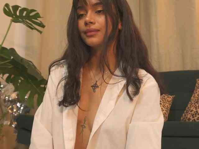 SeleneVaughan SeleneVaughan