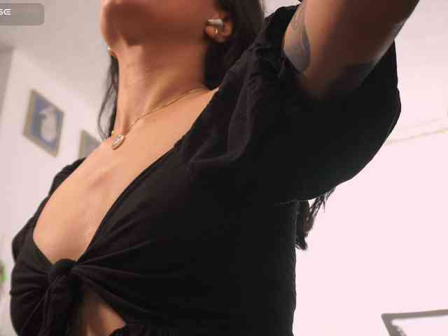 SeleneVaughan webcam