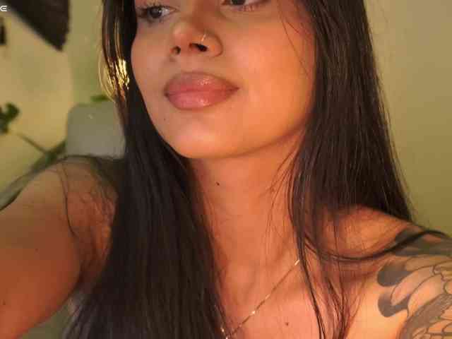 SeleneVaughan webcam