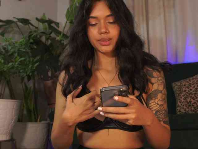 SeleneVaughan SeleneVaughan