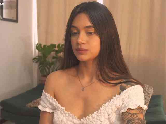 Modelo: SeleneVaughan