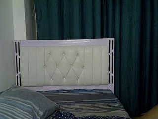Prettyluxe's Live Webcam