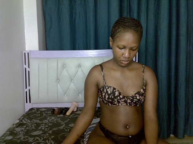 prettyluxe cam belle