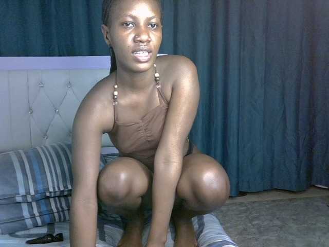 prettyluxe cam belle