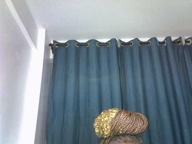 Prettyluxe live cam on BongaCams