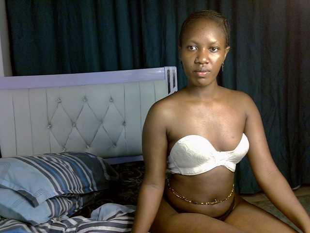 prettyluxe live sex show