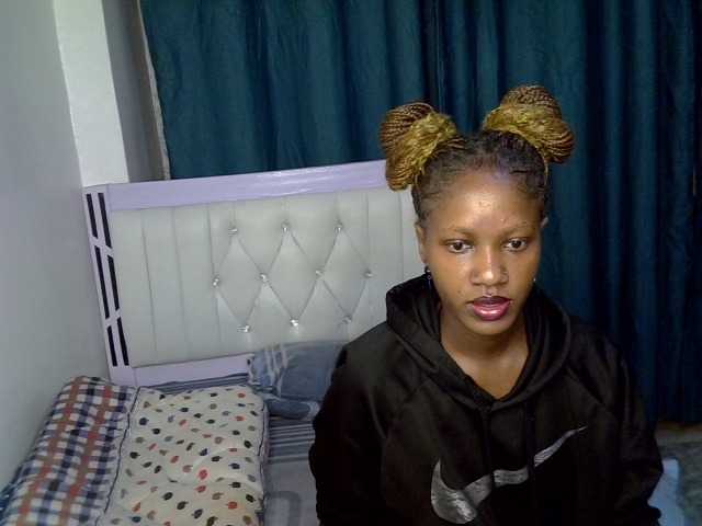 Prettyluxe Live-Cam auf BongaCams