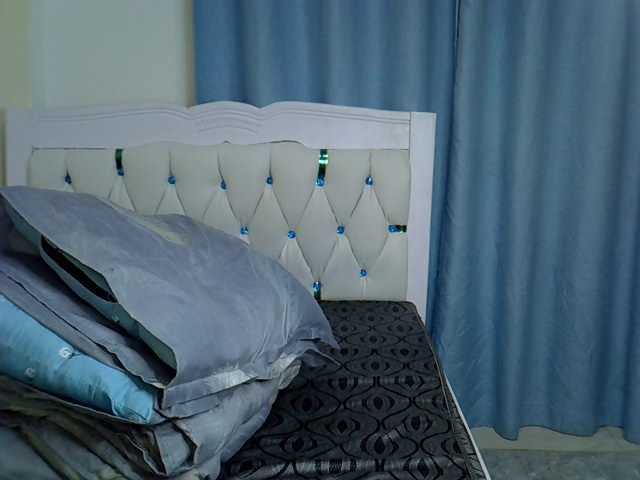 Prettyluxe live cam on BongaCams