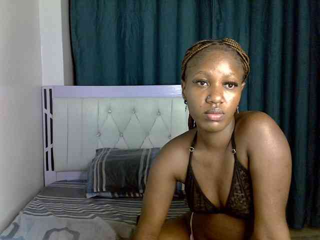 Model: Prettyluxe
