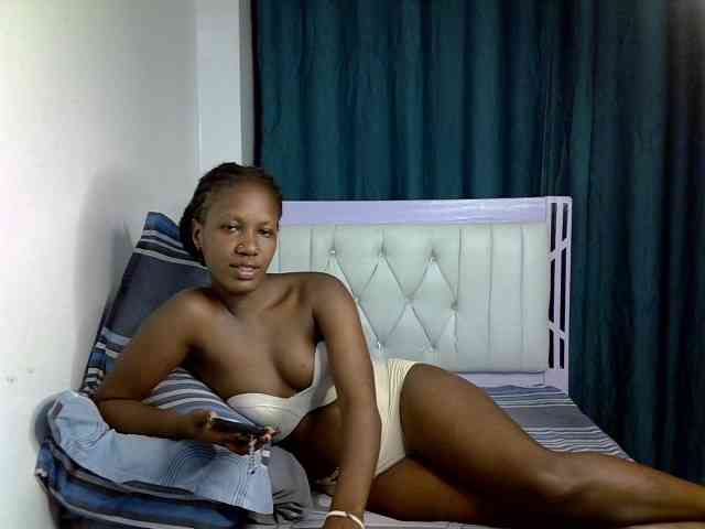 Model: Prettyluxe