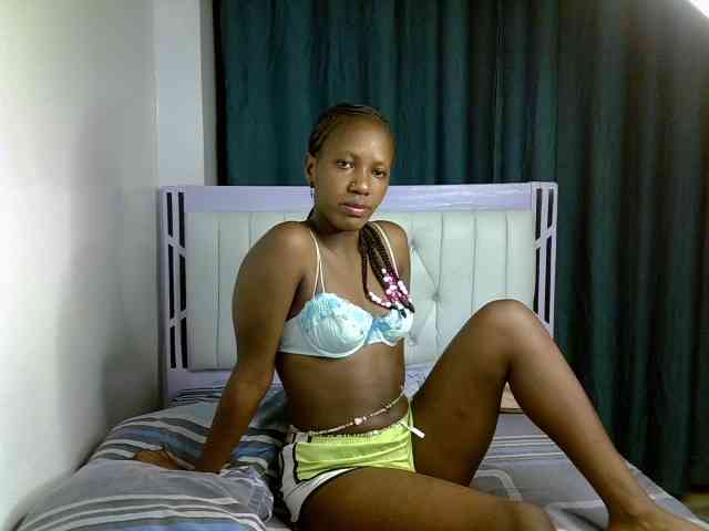 Model: Prettyluxe