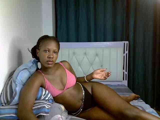 Model: Prettyluxe