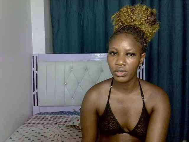 Model: Prettyluxe