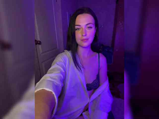 Amelia8 Live Webcam on BongaCams