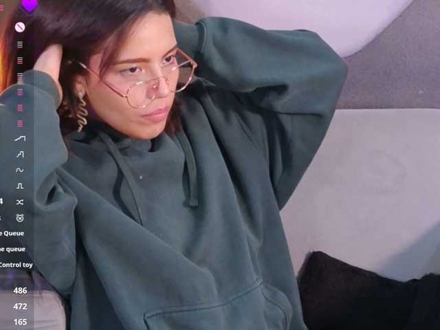 AmyScott live cam on BongaCams