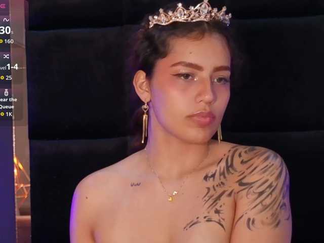 AmyScott live cam on BongaCams