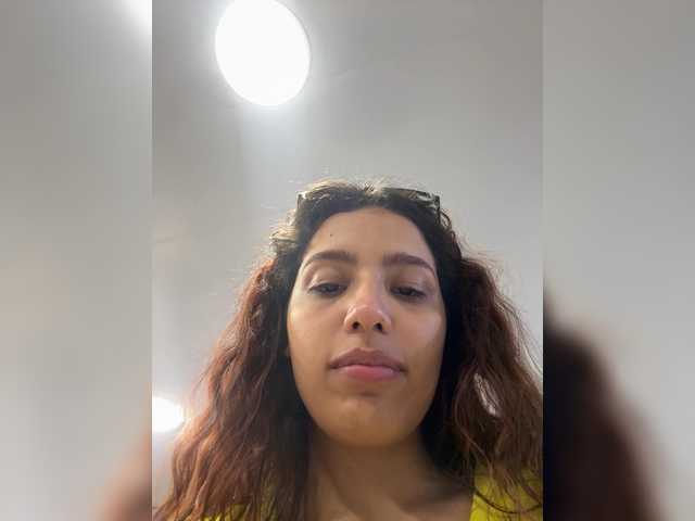 AmyScott live cam on BongaCams